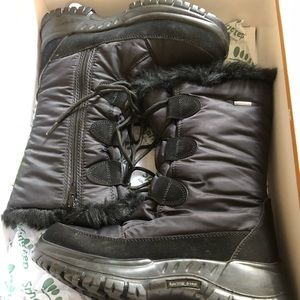 Spring Step snow boots